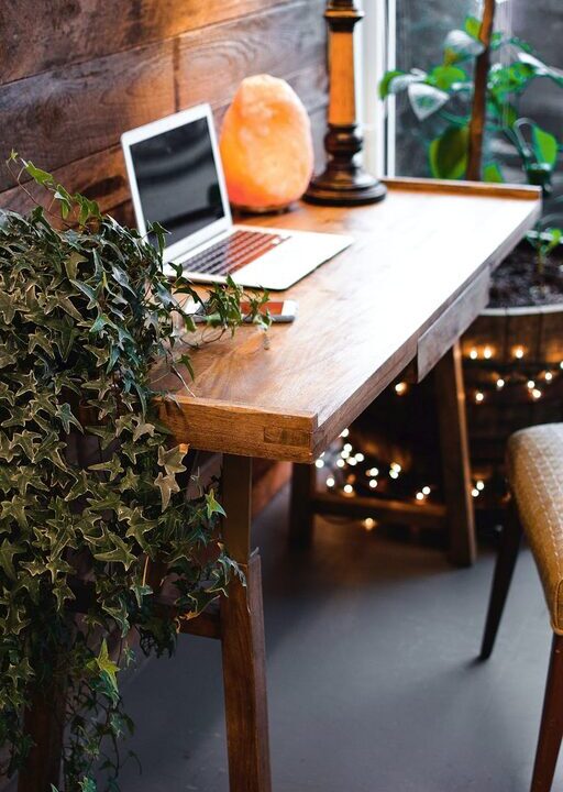 Top Tips for Creating a Cozy and Inviting Home Office Space